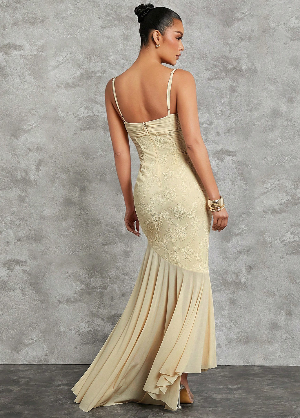 Бежевое праздничный, вечернее платье годе SHEIN однотонное