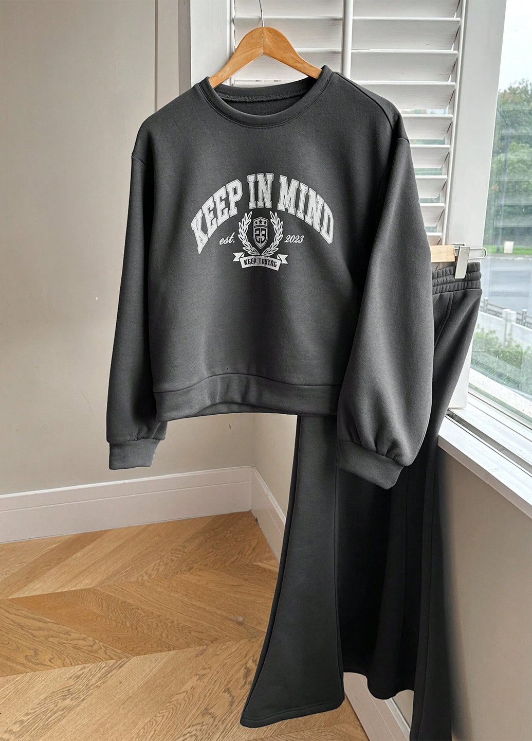 Костюм (світшот, спідниця) SHEIN (340691915)