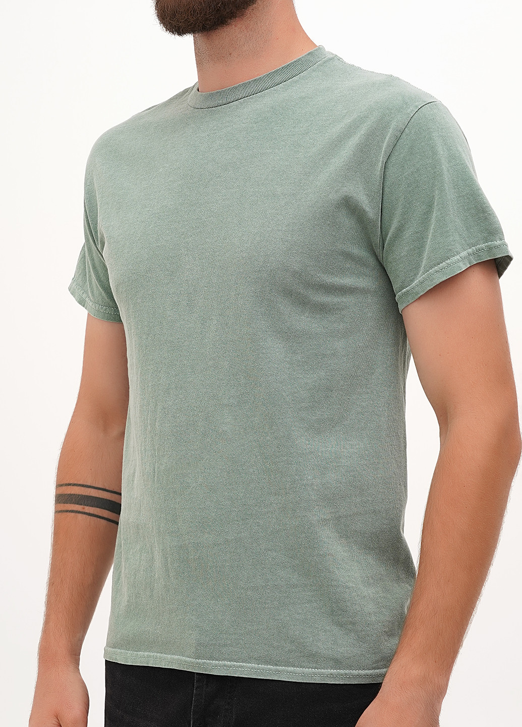 Светло-зеленая футболка Gildan