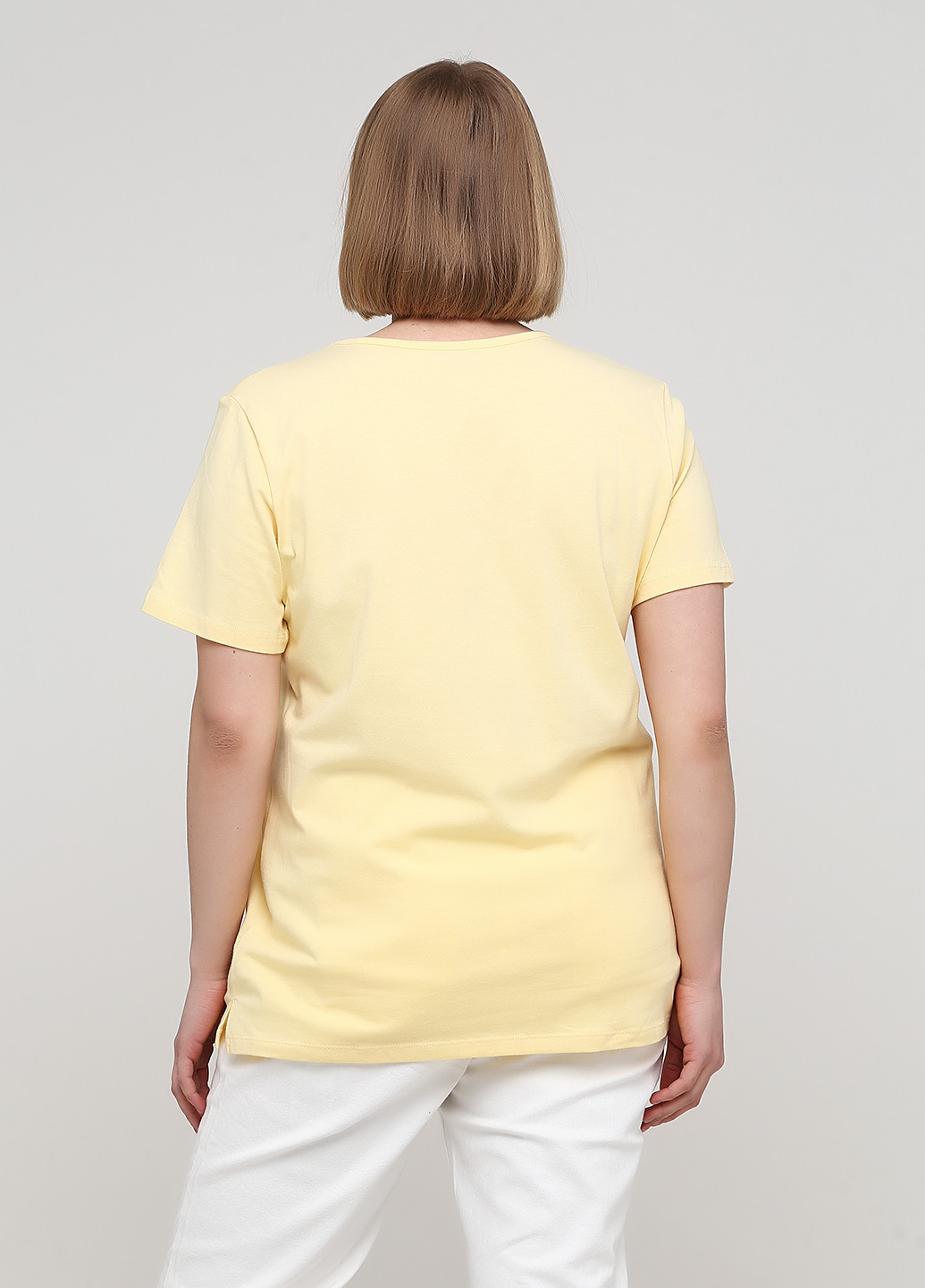 Желтая летняя футболка Avon
