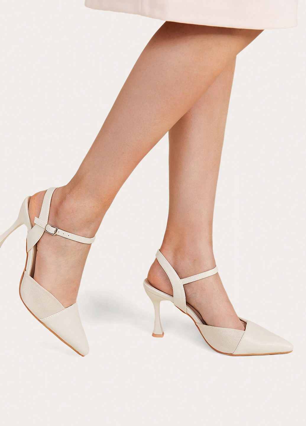 SHEIN Туфлі кремовий з штучна замша, штучна шкіра, китай — літо (342382841)