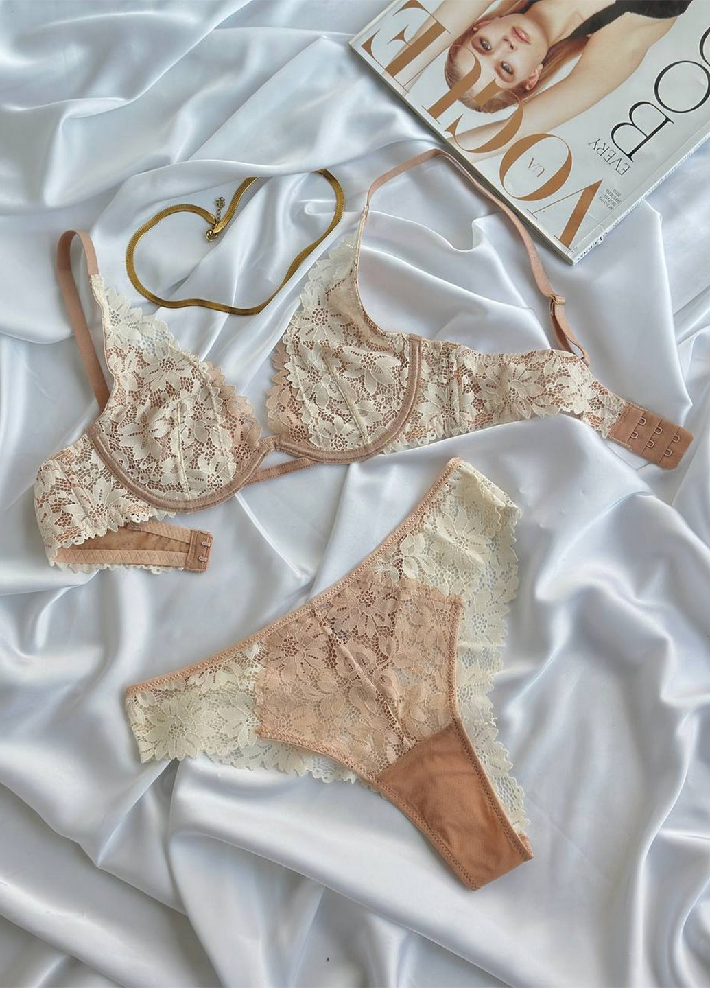 Бежевий демісезонний комплект (бюстгальтер, трусики) NOVA VEGA