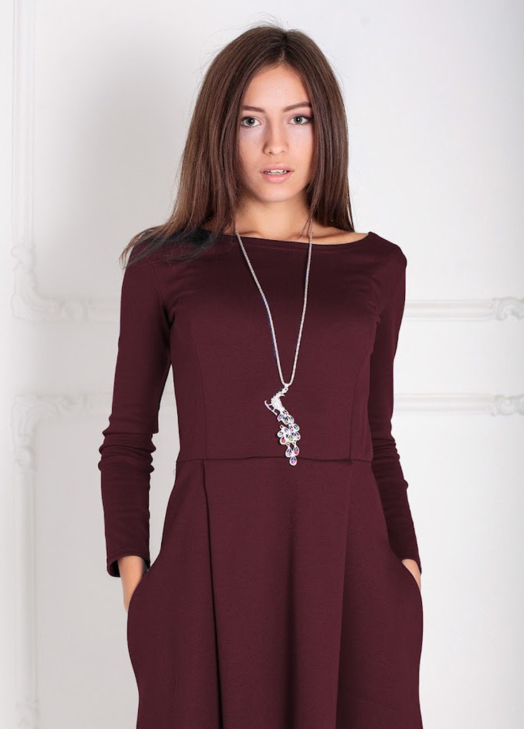 Бордовое кэжуал удобное и стильное асимметричное платье с карманами alay Podium однотонное