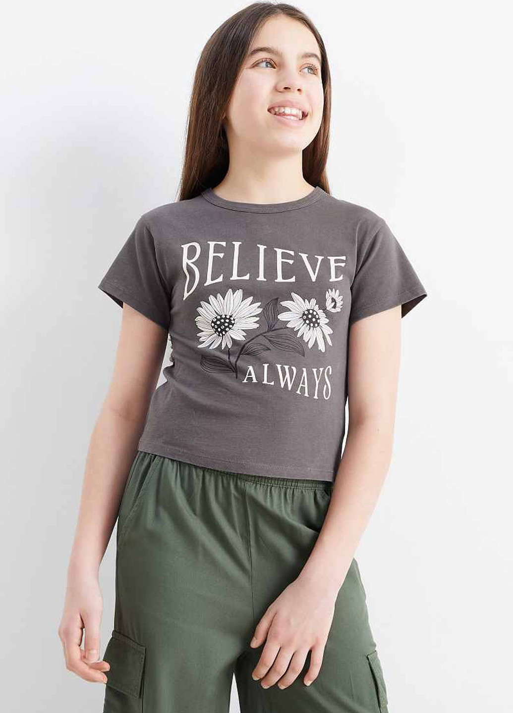 Темно-сіра літня футболка C&A