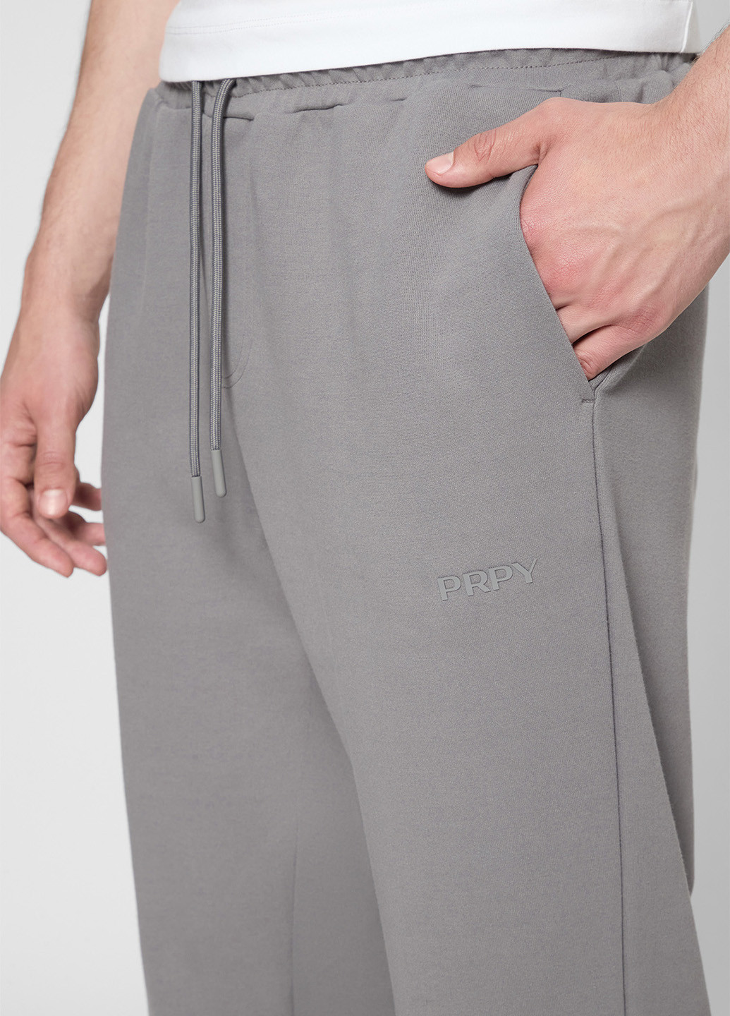 Серые спортивные демисезонные прямые брюки PRPY