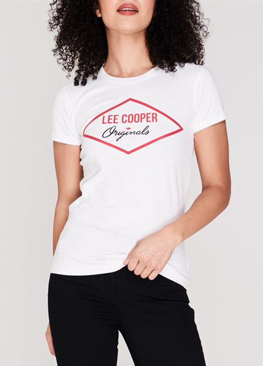Белая летняя футболка Lee Cooper