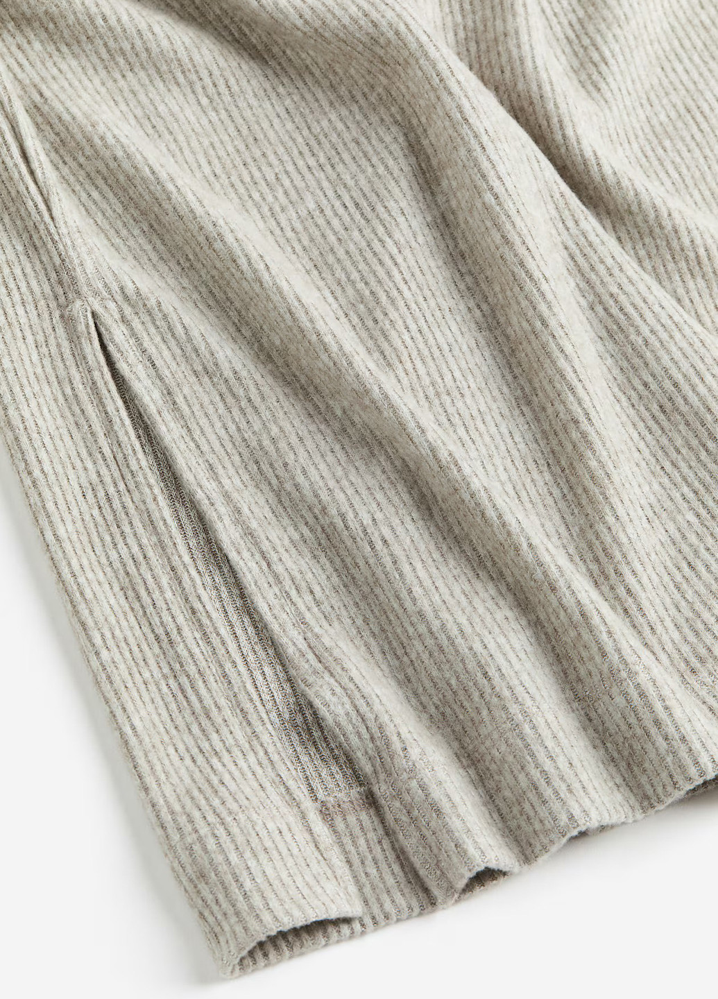 Темно-бежевый демисезонный свитер H&M