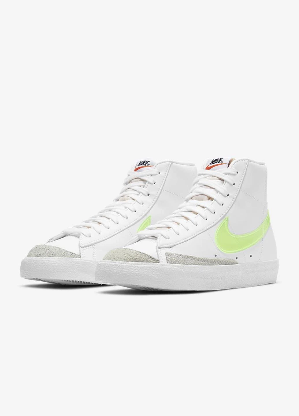 Білі всесезонні кросівки dj3050-100 Nike Blazer Mid '77 Essential