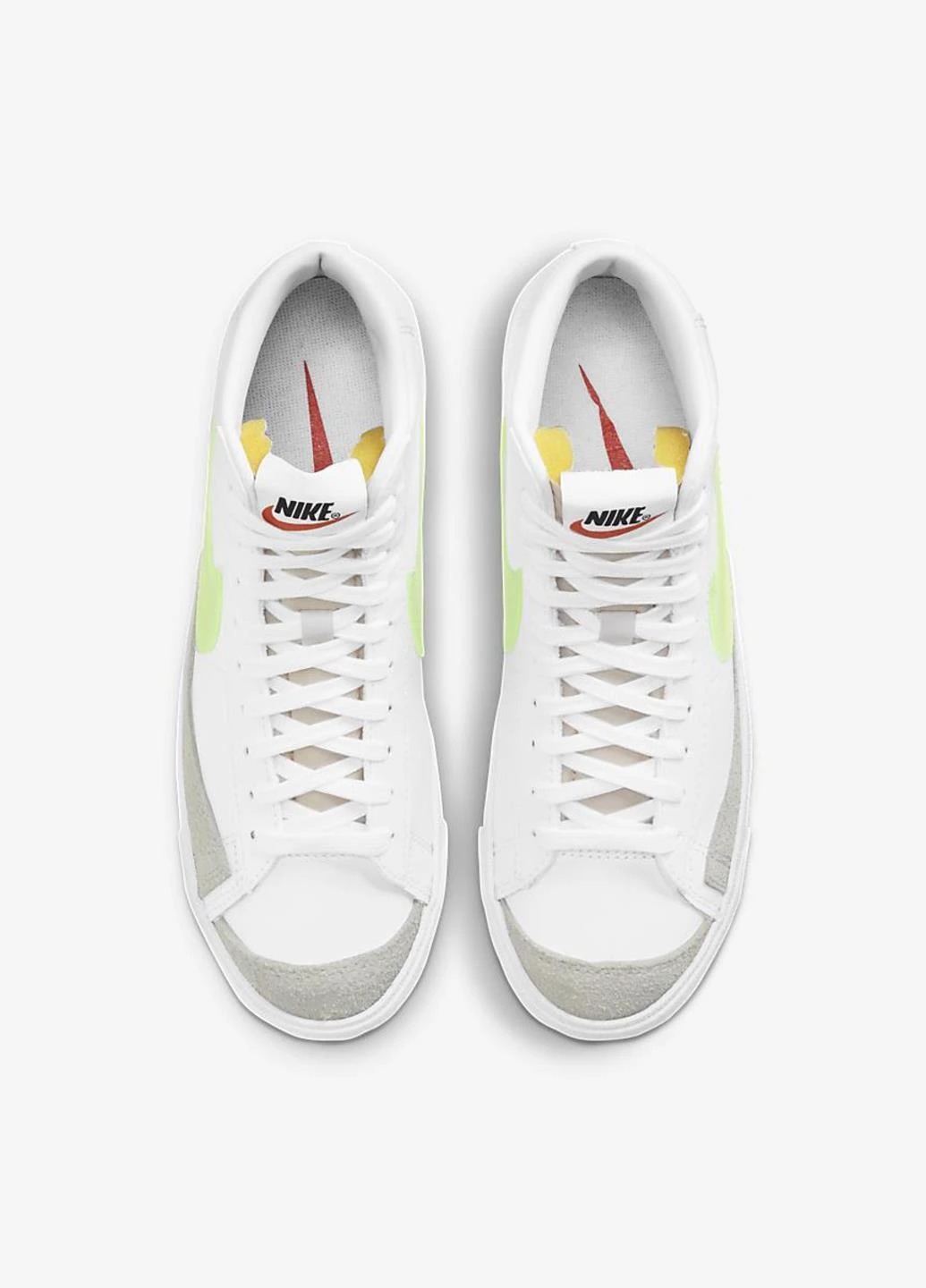 Білі всесезонні кросівки dj3050-100 Nike Blazer Mid '77 Essential