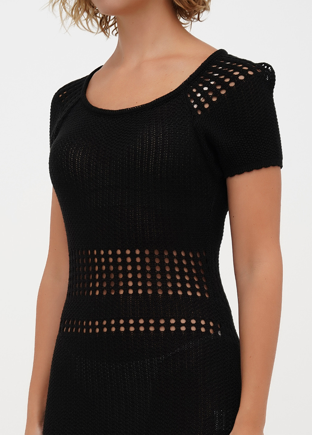 Черное кэжуал платье силуэтная EQUILIBRI однотонное