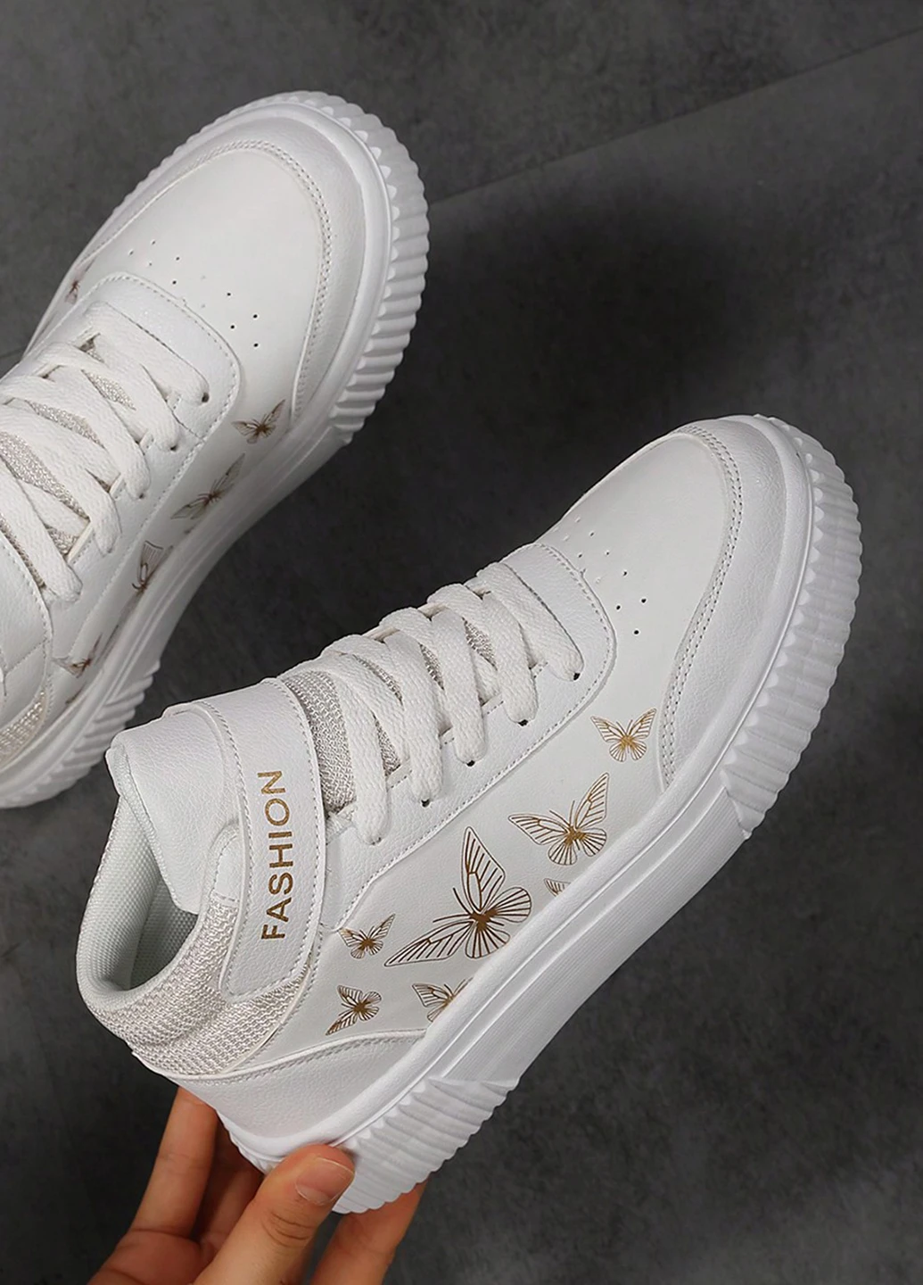 Кросівки SHEIN білі демісезони (331821219)