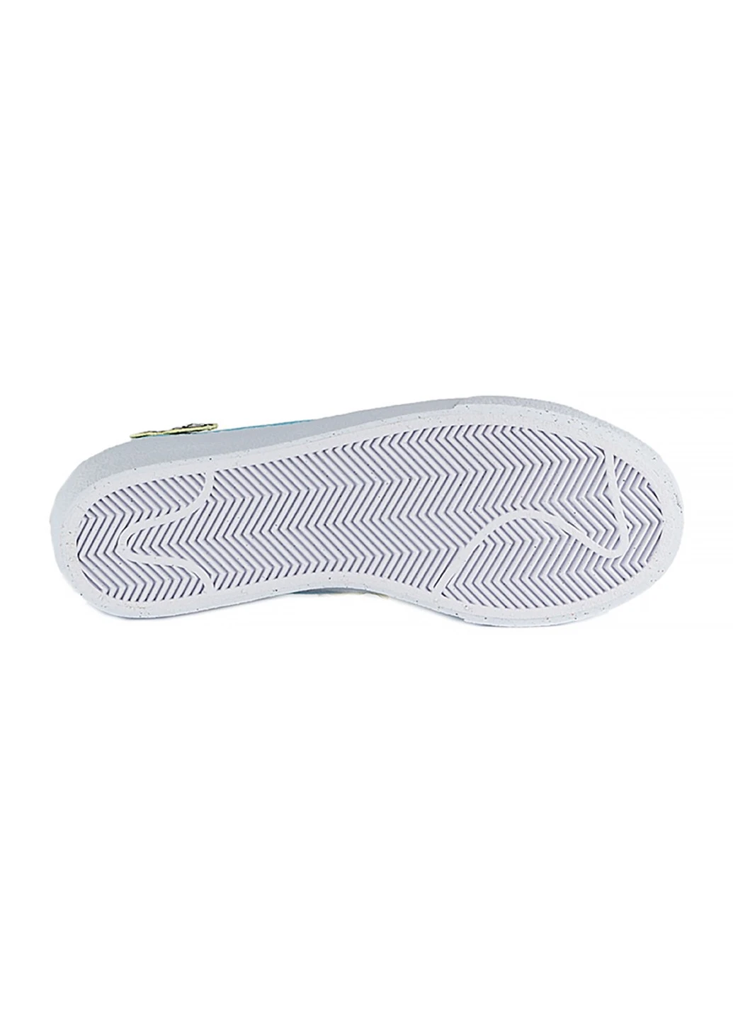 Білі кросівки w blazer low platform se nn Nike