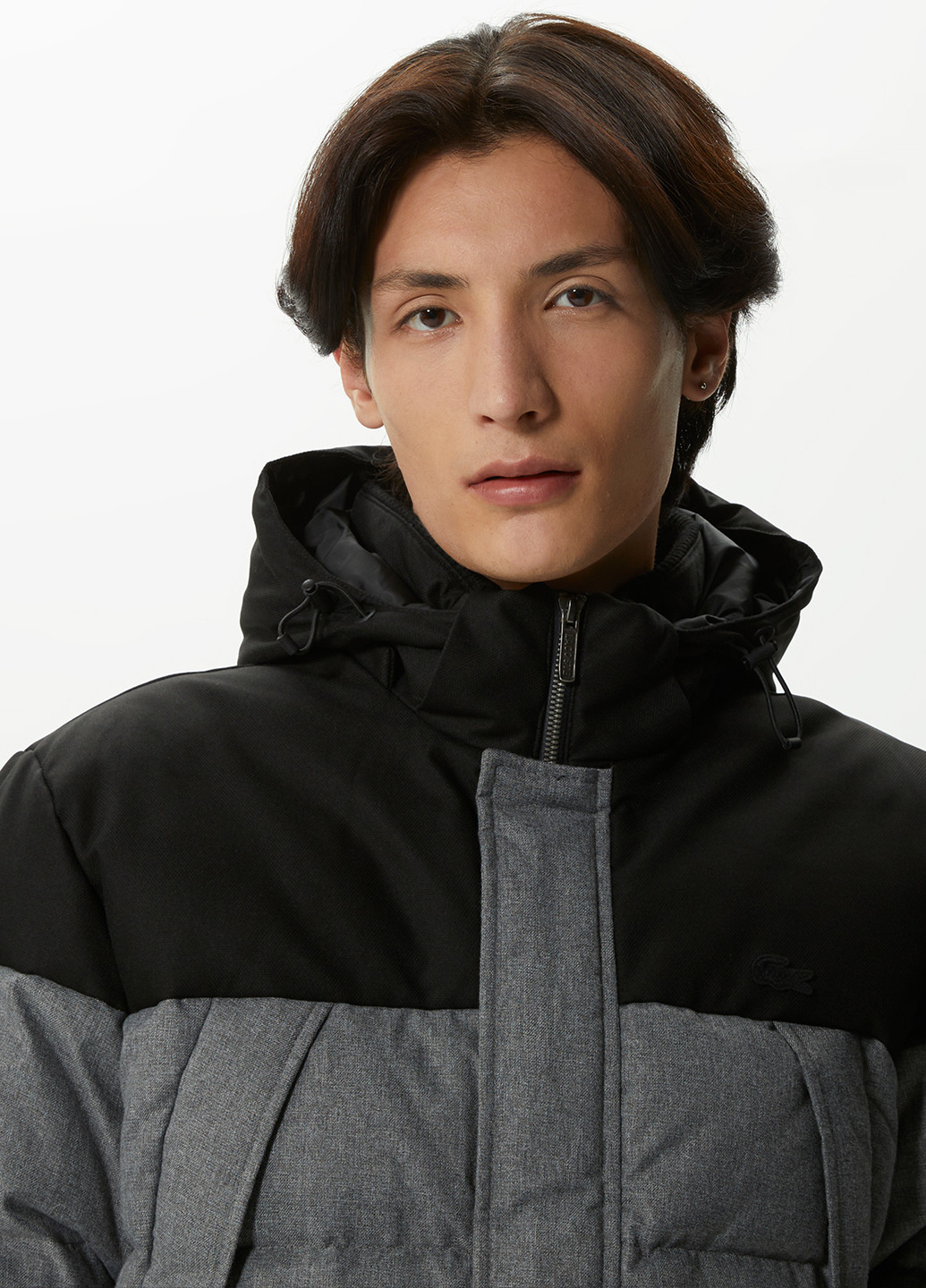 Серая зимняя куртка Lacoste