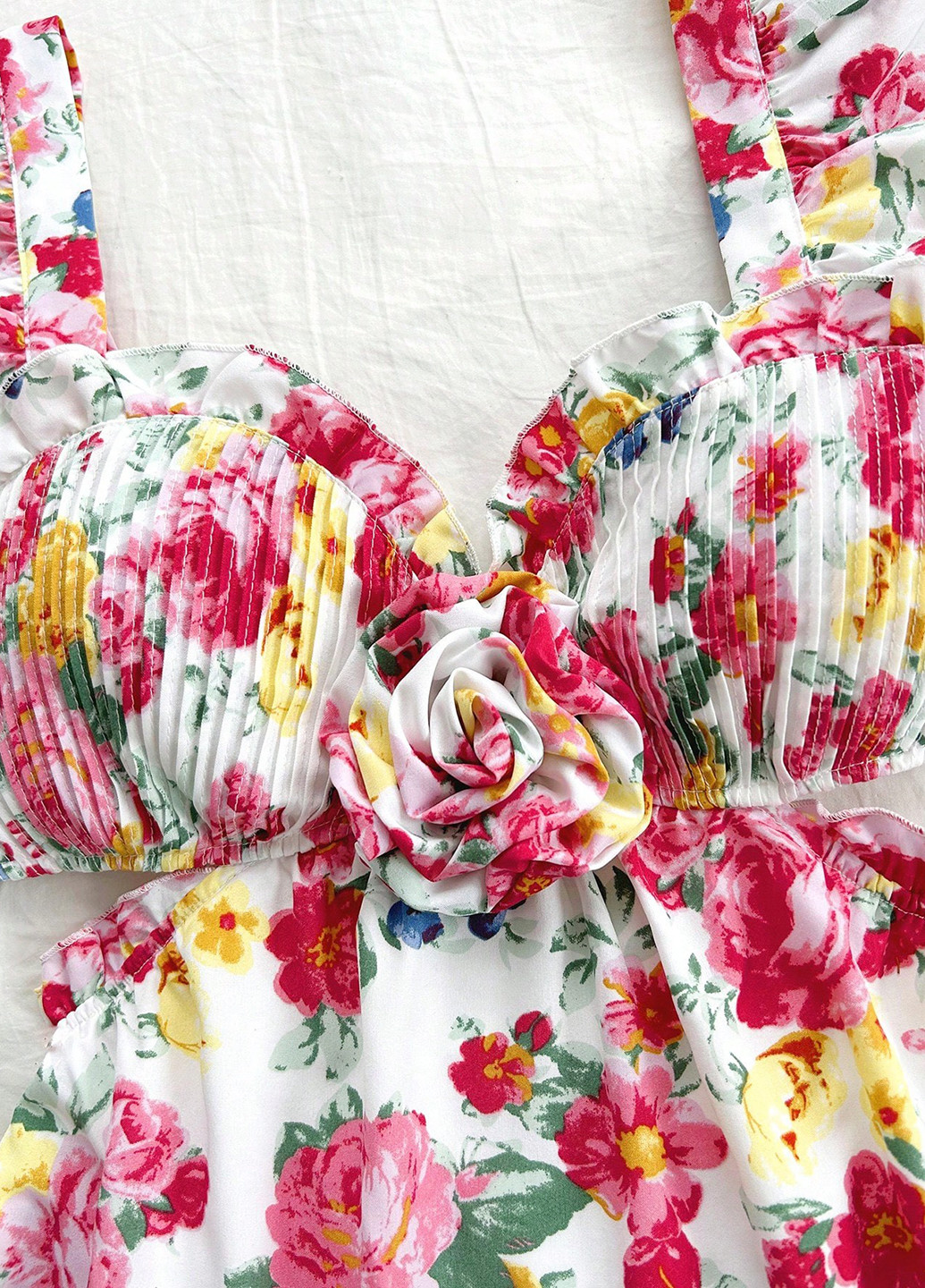 Комбинированное кэжуал платье клеш SHEIN с цветочным принтом