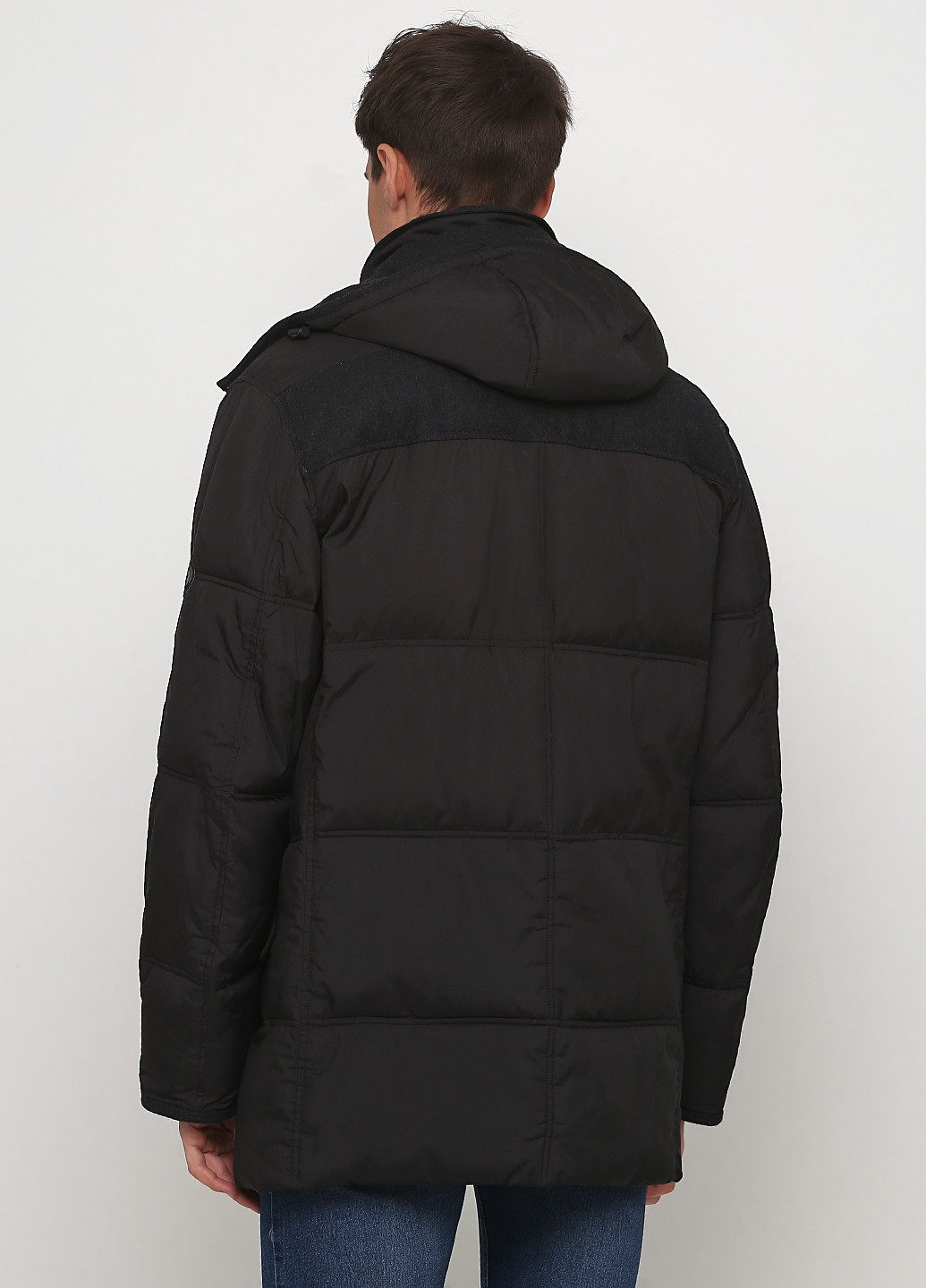 Черная зимняя куртка Tomas Goodwin