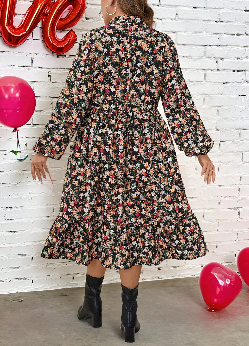 Черное кэжуал платье клеш, в стиле ампир SHEIN с цветочным принтом