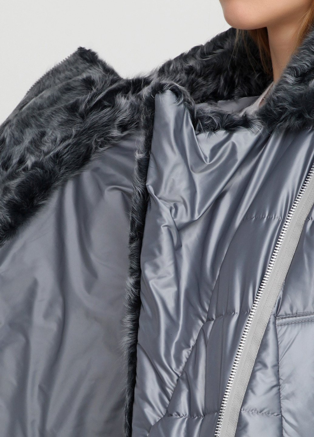 Светло-серая зимняя куртка Alberto Bini