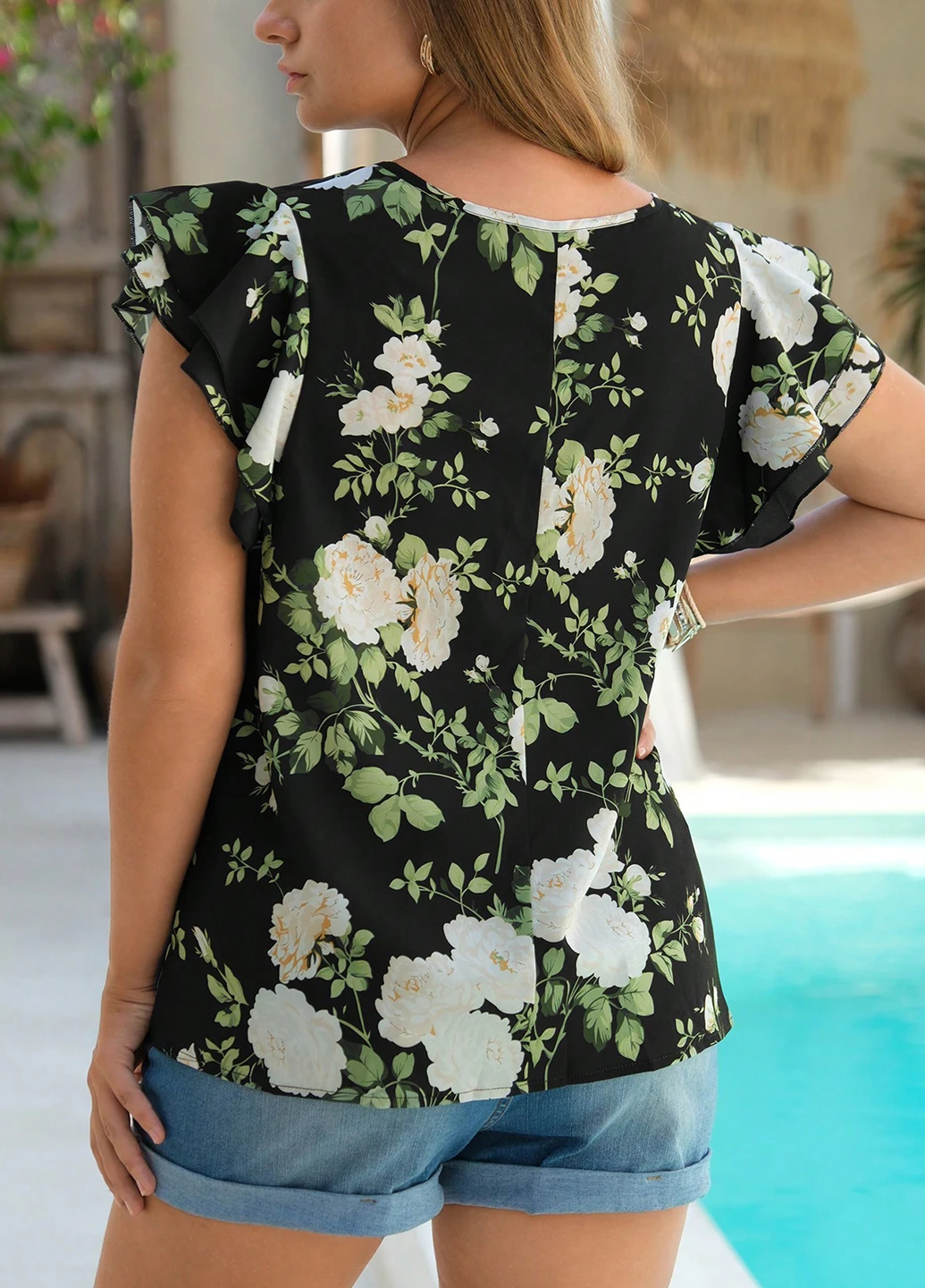 Чёрная блуза SHEIN