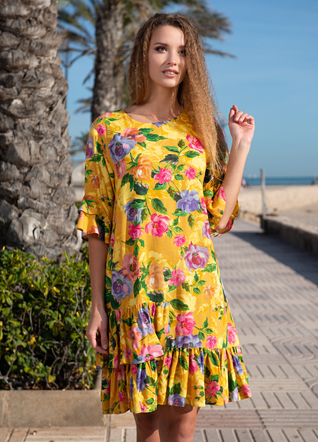 Жовтий пляжна сукня а-силует Indiano з квітковим принтом