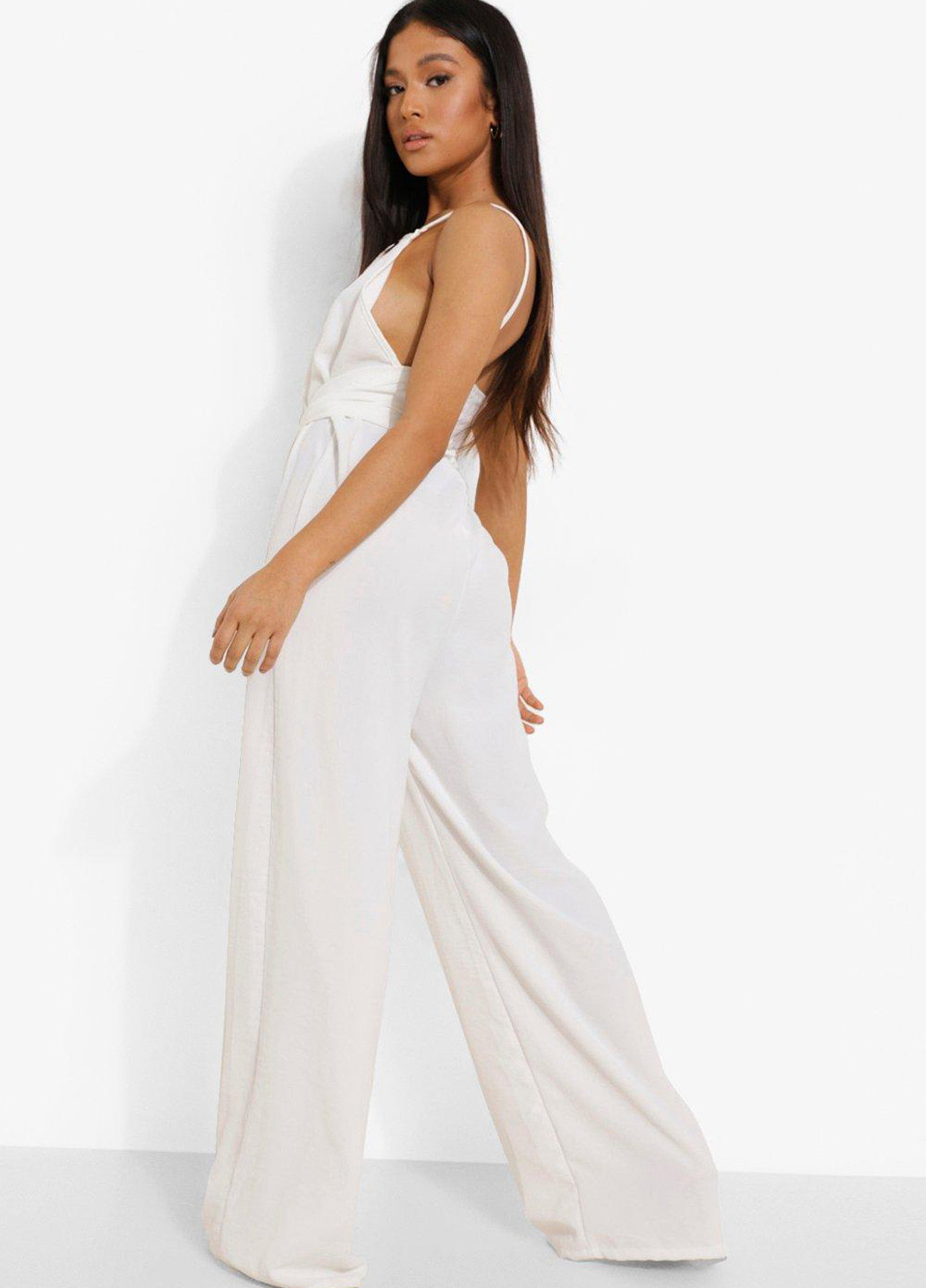 Комбинезон Boohoo комбинезон-брюки однотонный белый кэжуал полиэстер