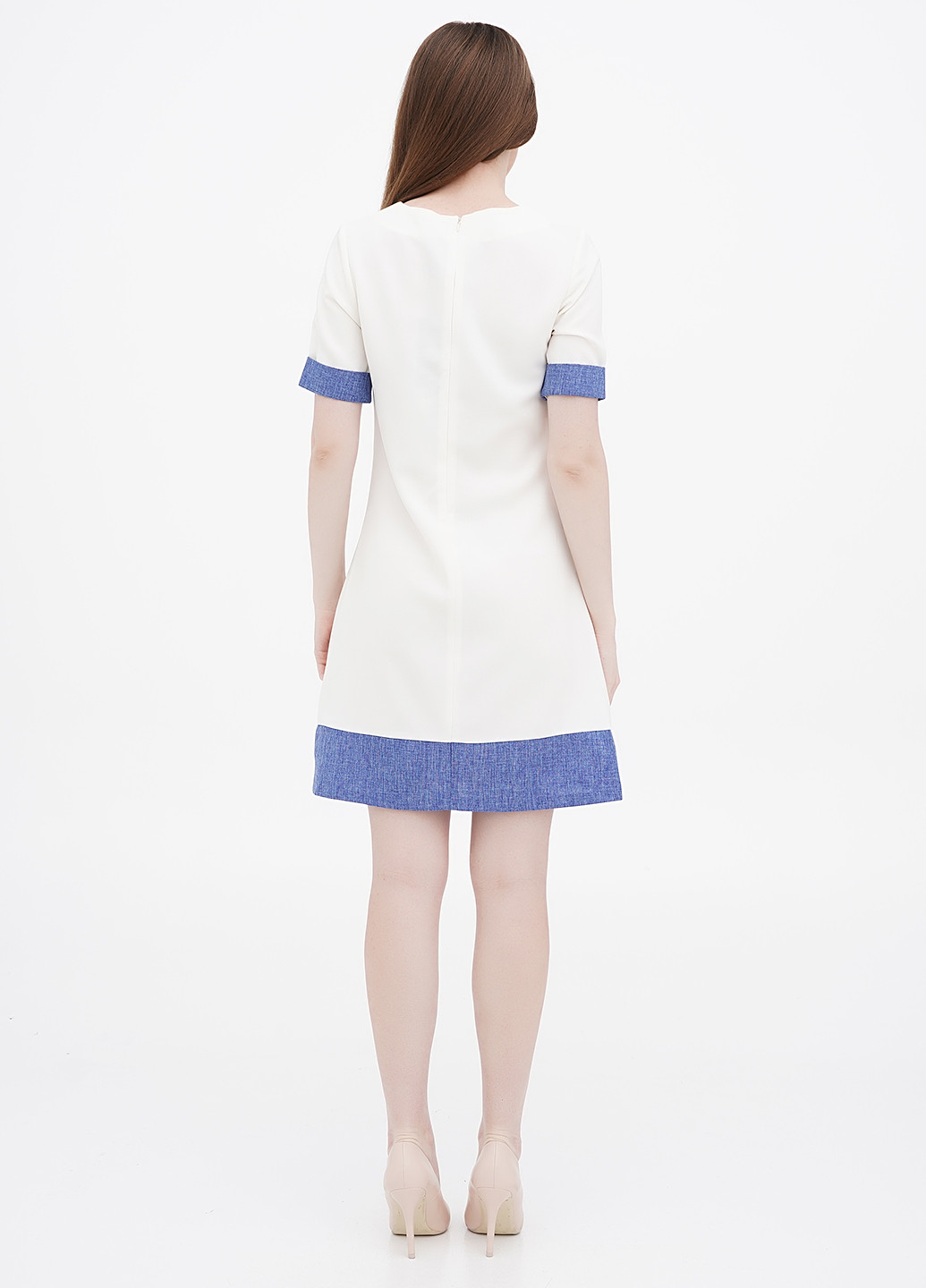 Молочное кэжуал платье Rebecca Tatti однотонное