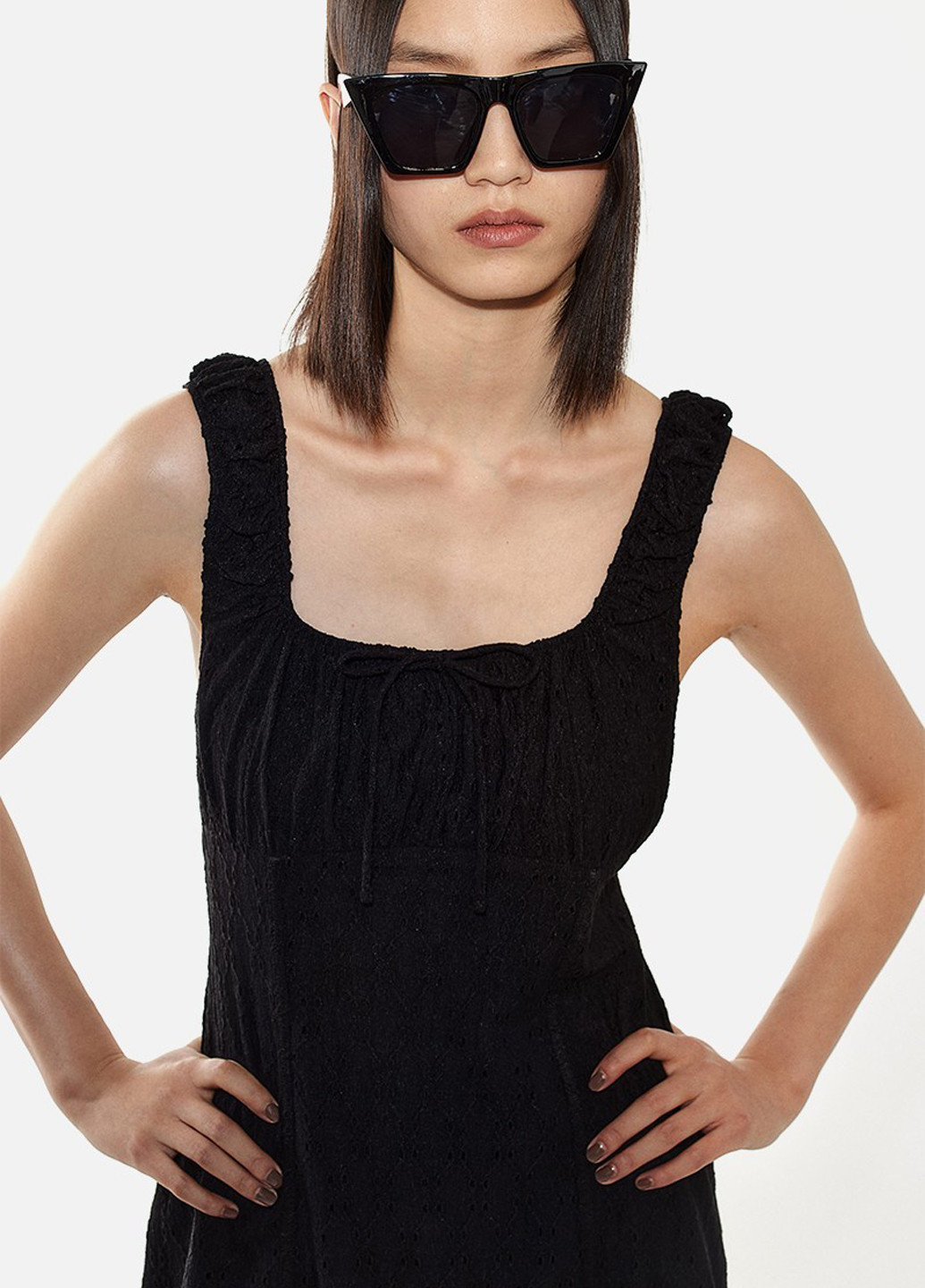 Чорна кежуал сукня а-силует, кльош H&M однотонна