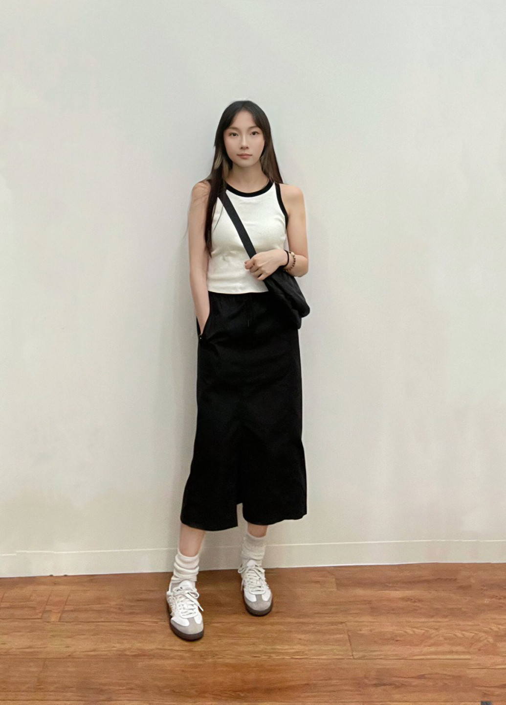 Черная кэжуал однотонная юбка Uniqlo