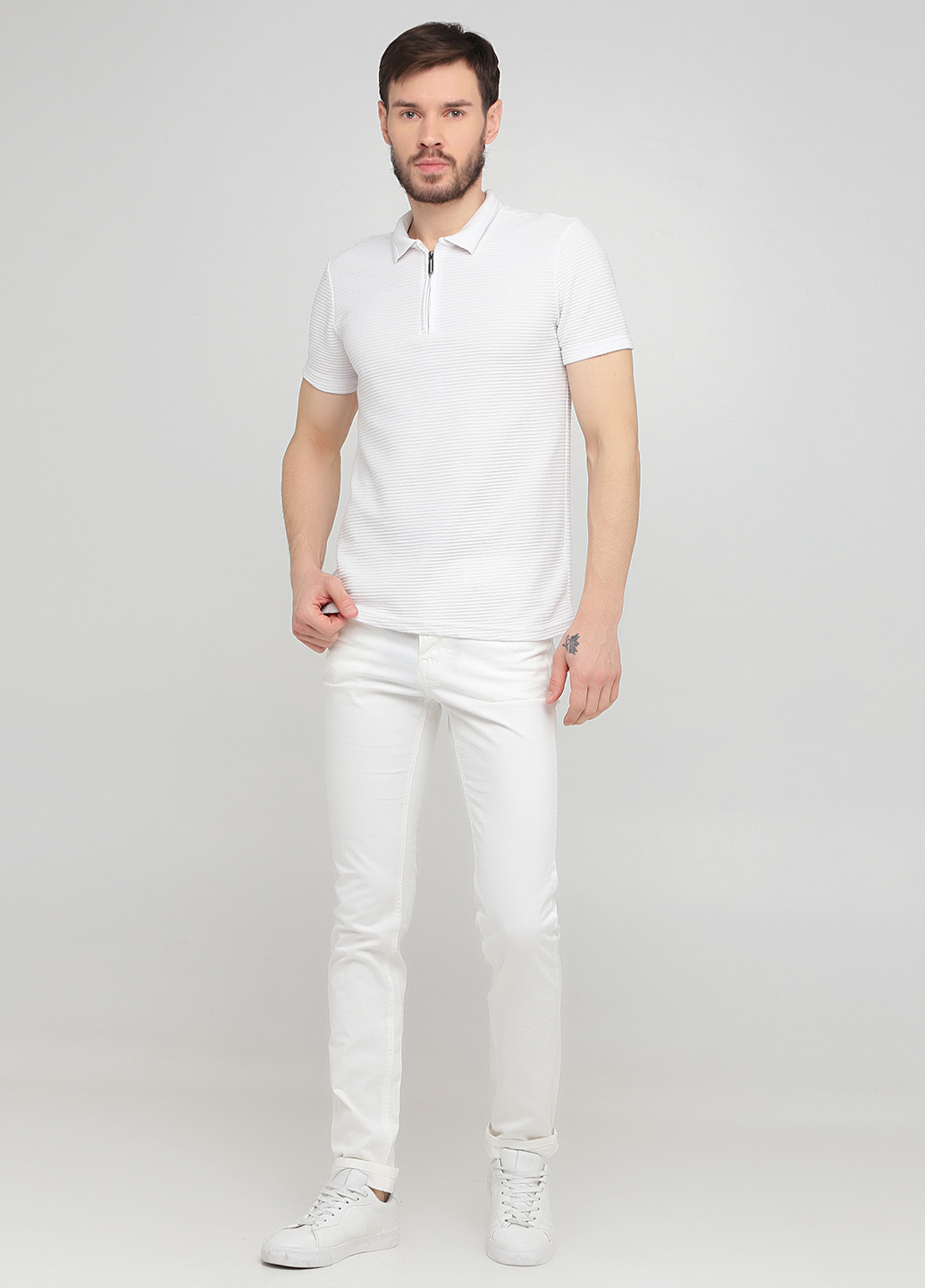 Белые кэжуал демисезонные зауженные брюки United Colors of Benetton