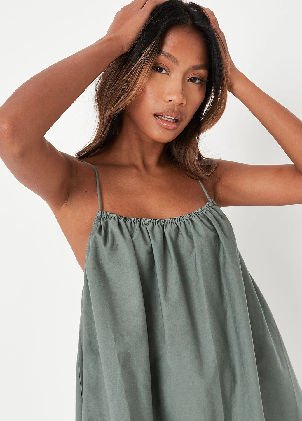 Оливковое (хаки) кэжуал платье Missguided однотонное