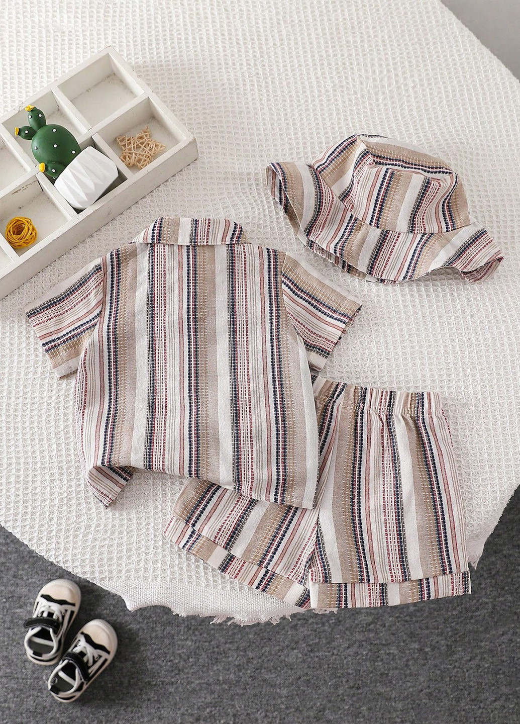 Комбінований літній костюм (сорочка, шорти, капелюх) з шортами, з сорочкою SHEIN