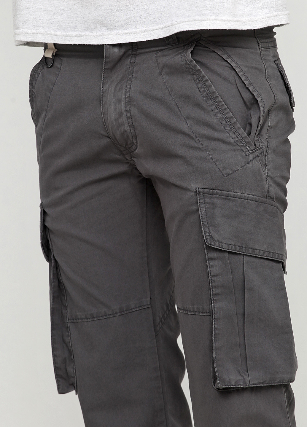 Темно-серые кэжуал демисезонные прямые брюки Diesel