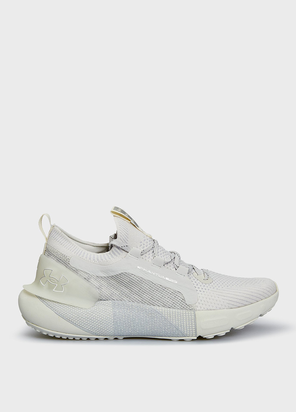 Белые всесезонные кроссовки Under Armour