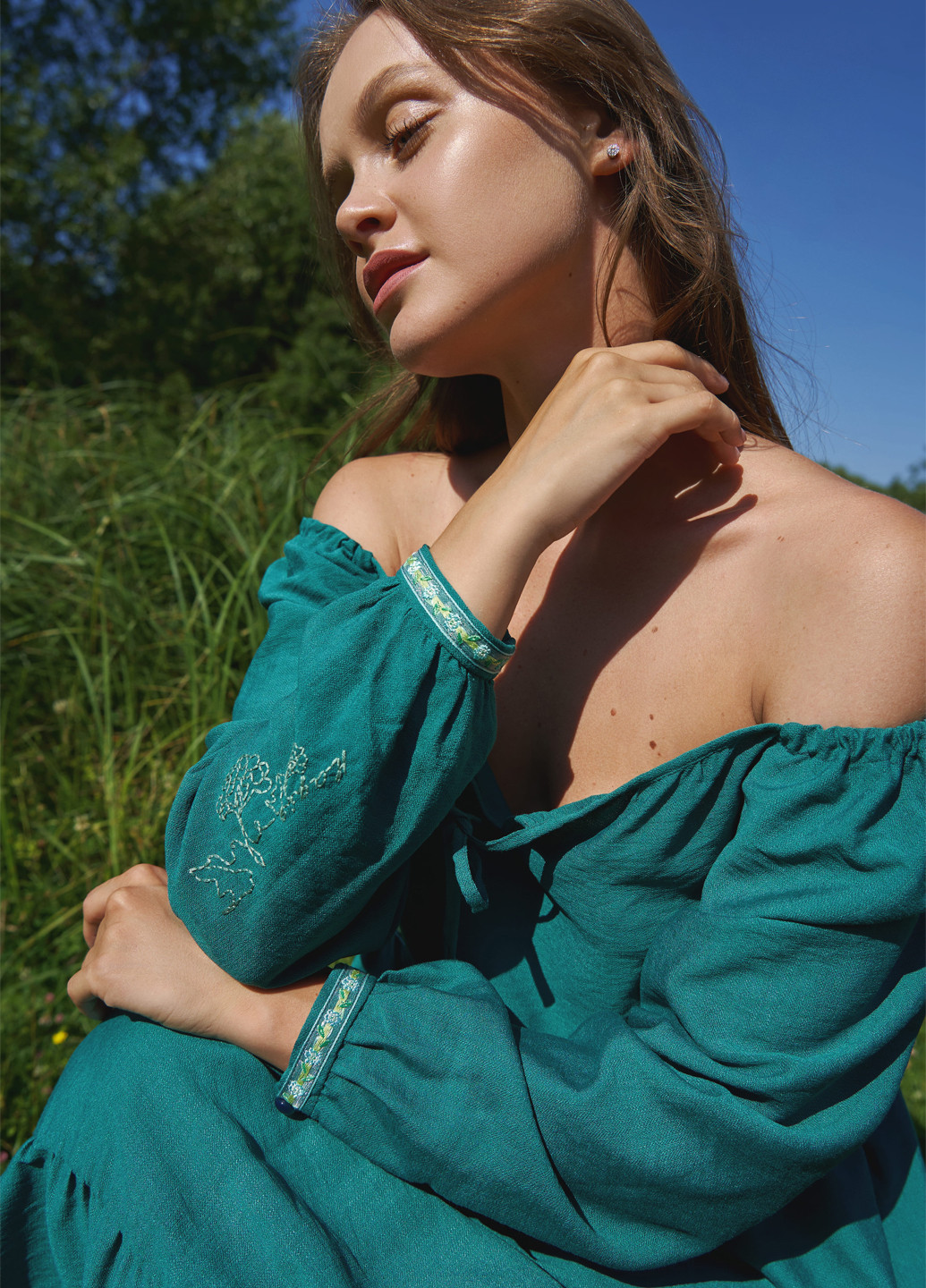 Зеленое кэжуал платье клеш WKMF однотонное