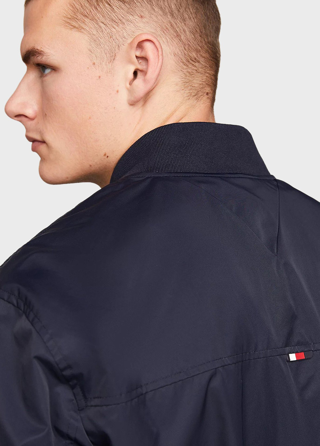 Бомбер двухсторонний Tommy Hilfiger на кнопках, на молнии (307026052)