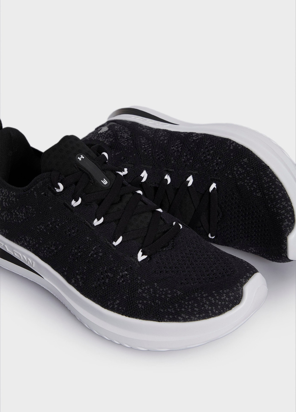 Кроссовки Under Armour чёрные демисезоны (306853565)