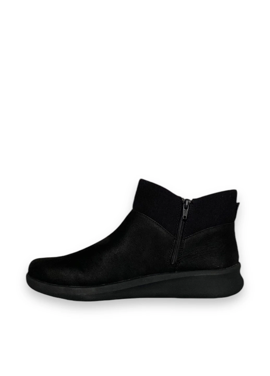 Осенние ботинки Clarks без декора тканевые