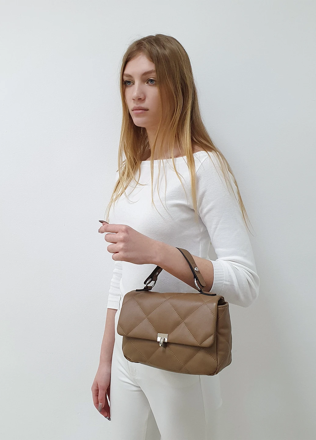Стильна сумка бежева маленька шкіряна 86173 Fashion Сумка (226760530)