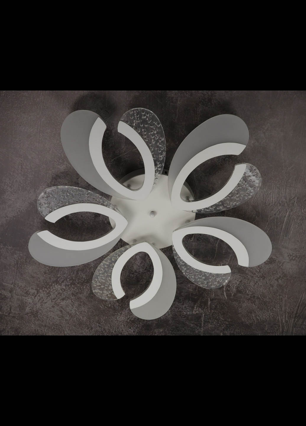 Люстра стельова LED з пультом A2379 / 5Q-wh Білий 8х62х62 см. Handmade (234538226)