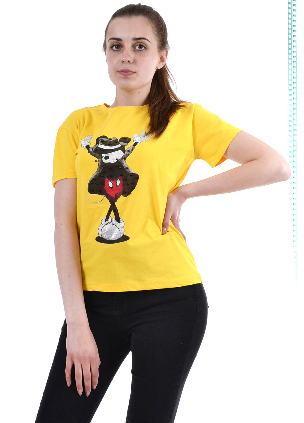 Желтая летняя женская футболка микки маус No Brand