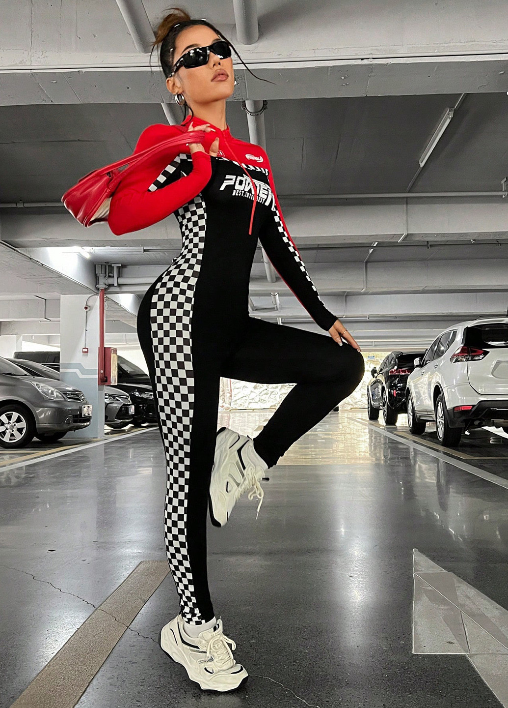 Комбинезон SHEIN комбинезон-брюки колор блок чёрный спортивный, кэжуал вискоза