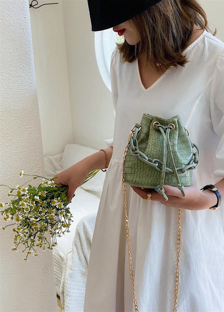 Сумка жіноча pouch Retro, зелений Berni Fashion (232380816)