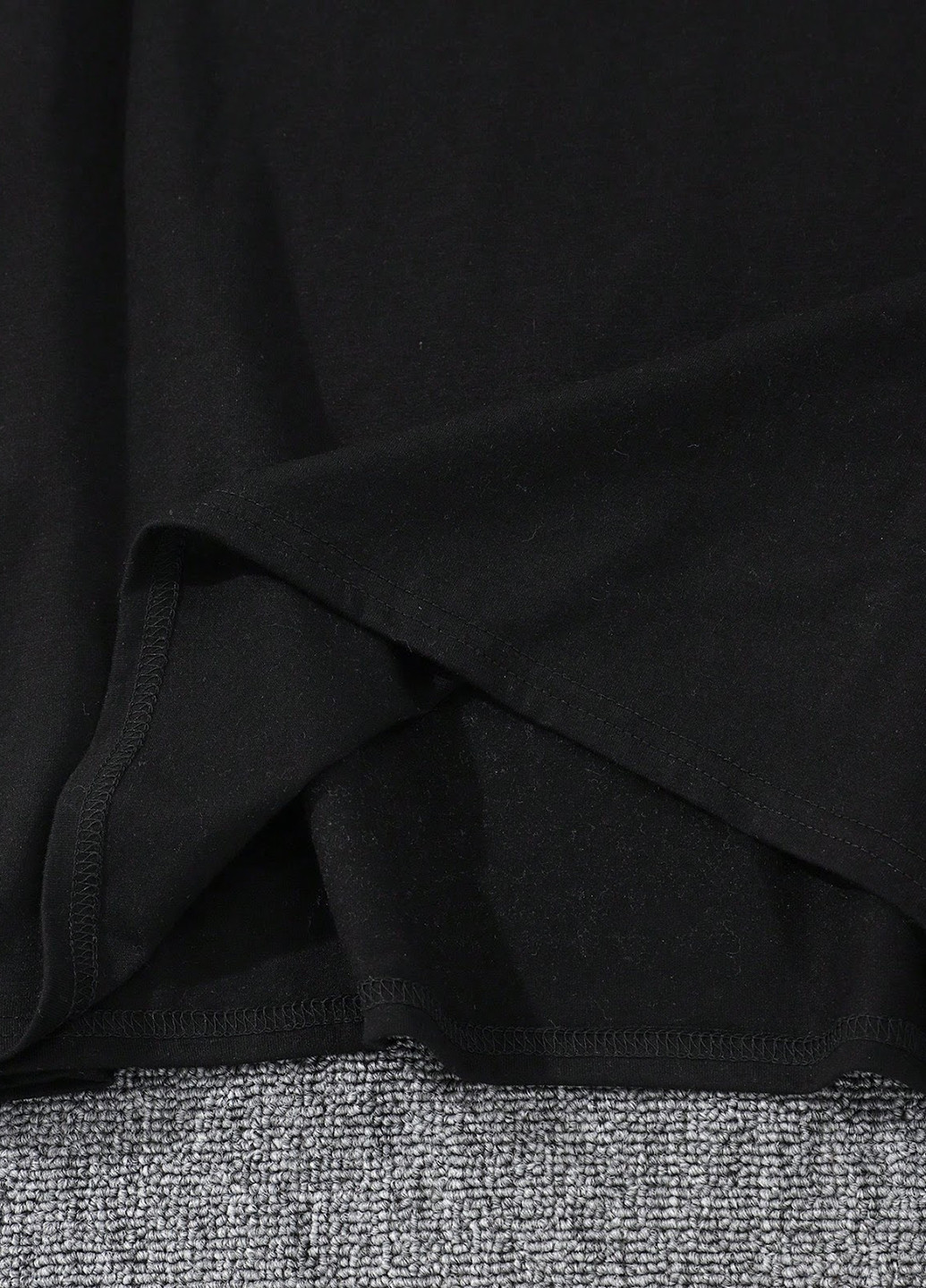 Чорна літня футболка SHEIN