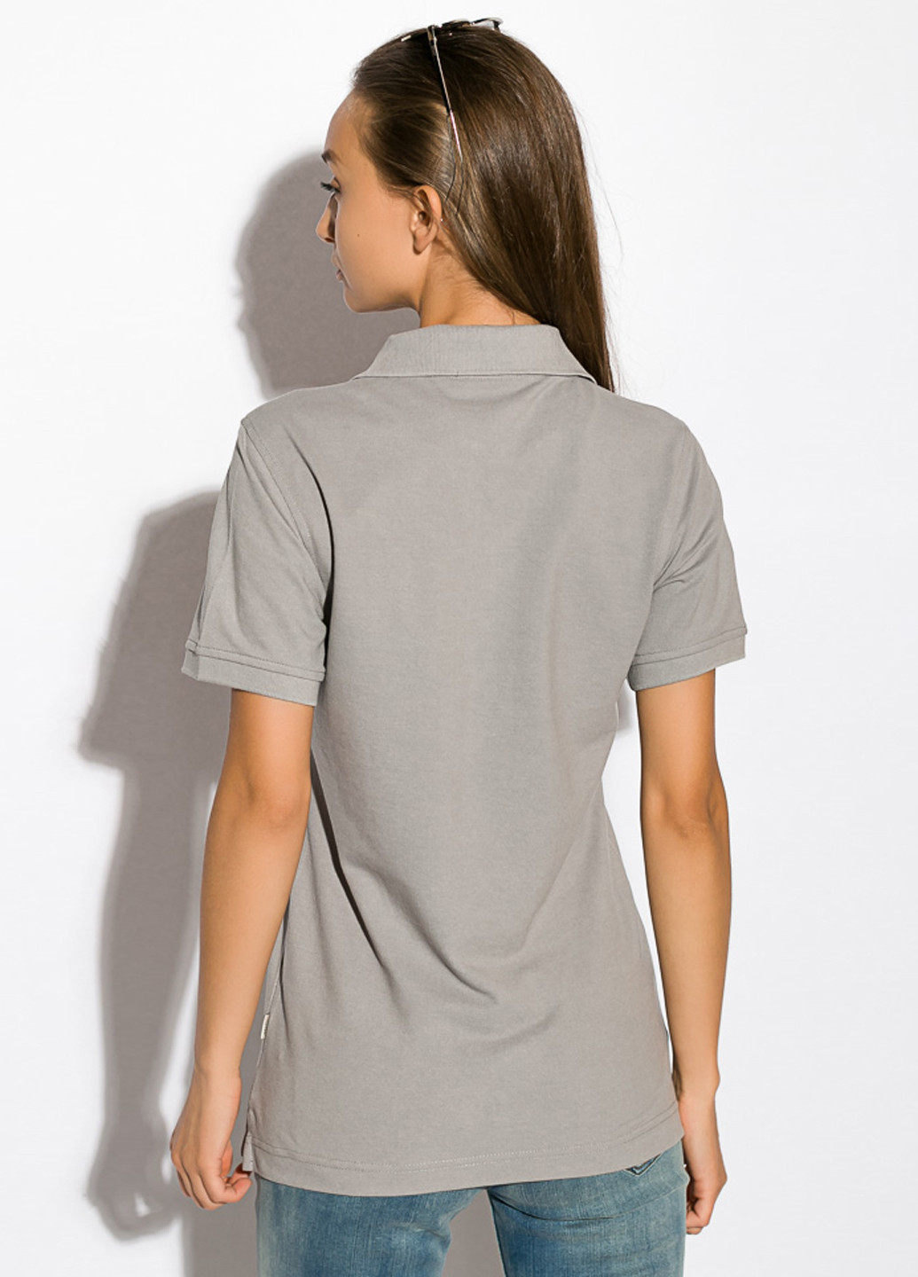 Светло-серая женская футболка-поло Time of Style однотонная