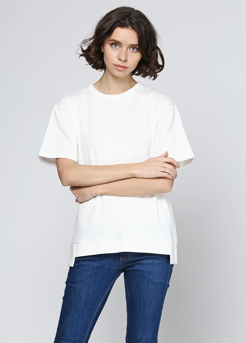 Белая летняя футболка Pied-a-terre