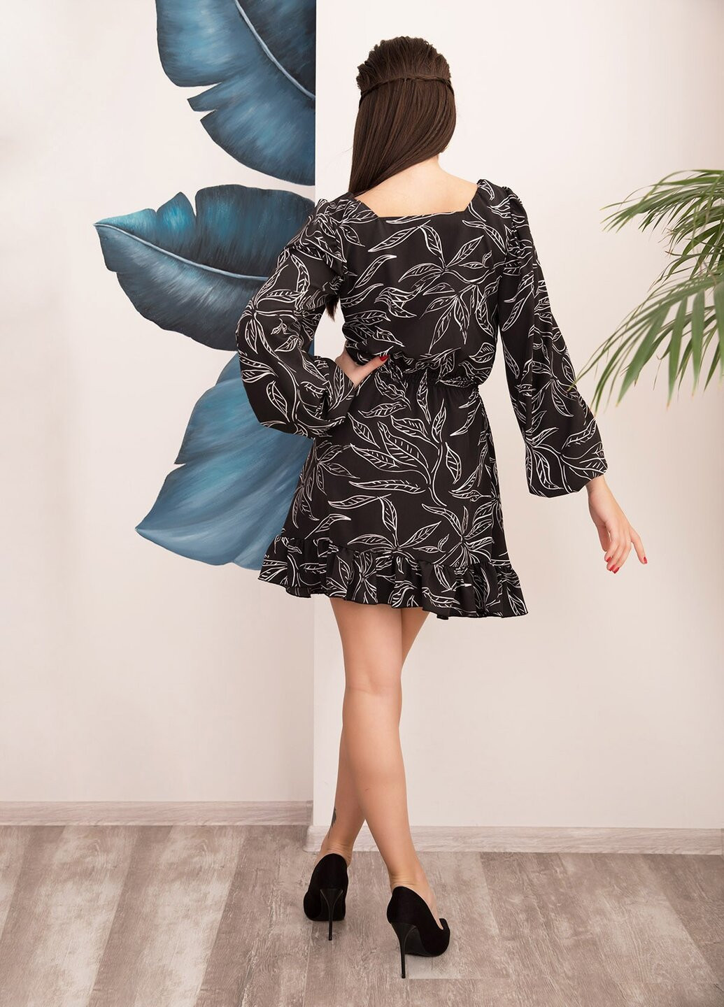 Черное кэжуал платья ISSA PLUS с цветочным принтом