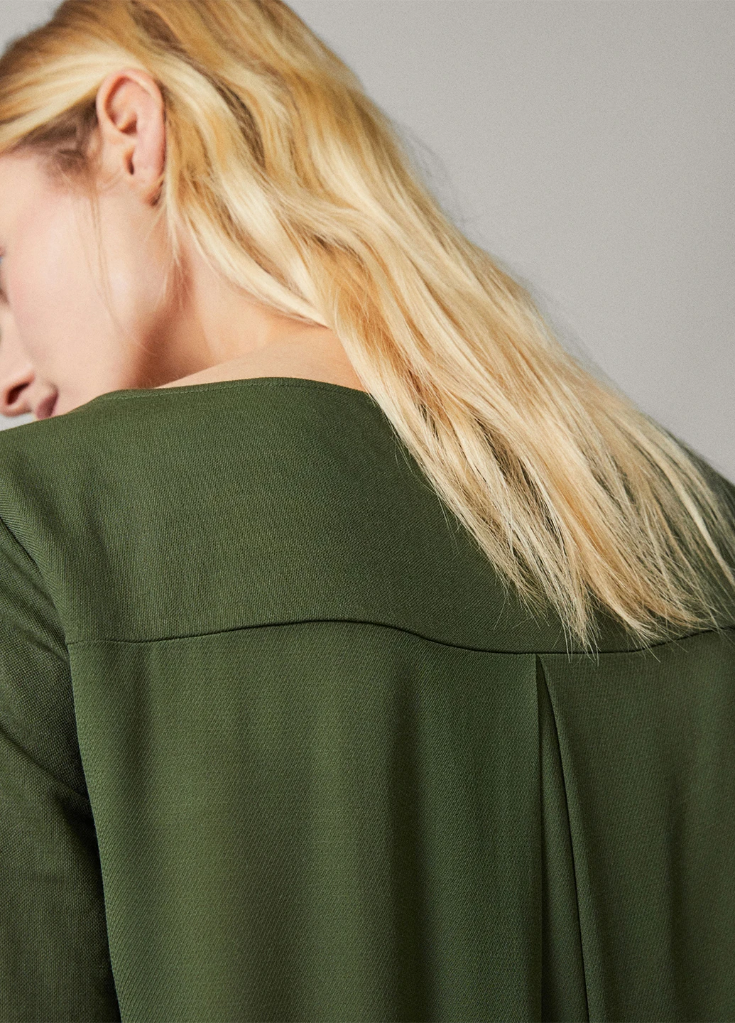 Зелена блуза Massimo Dutti