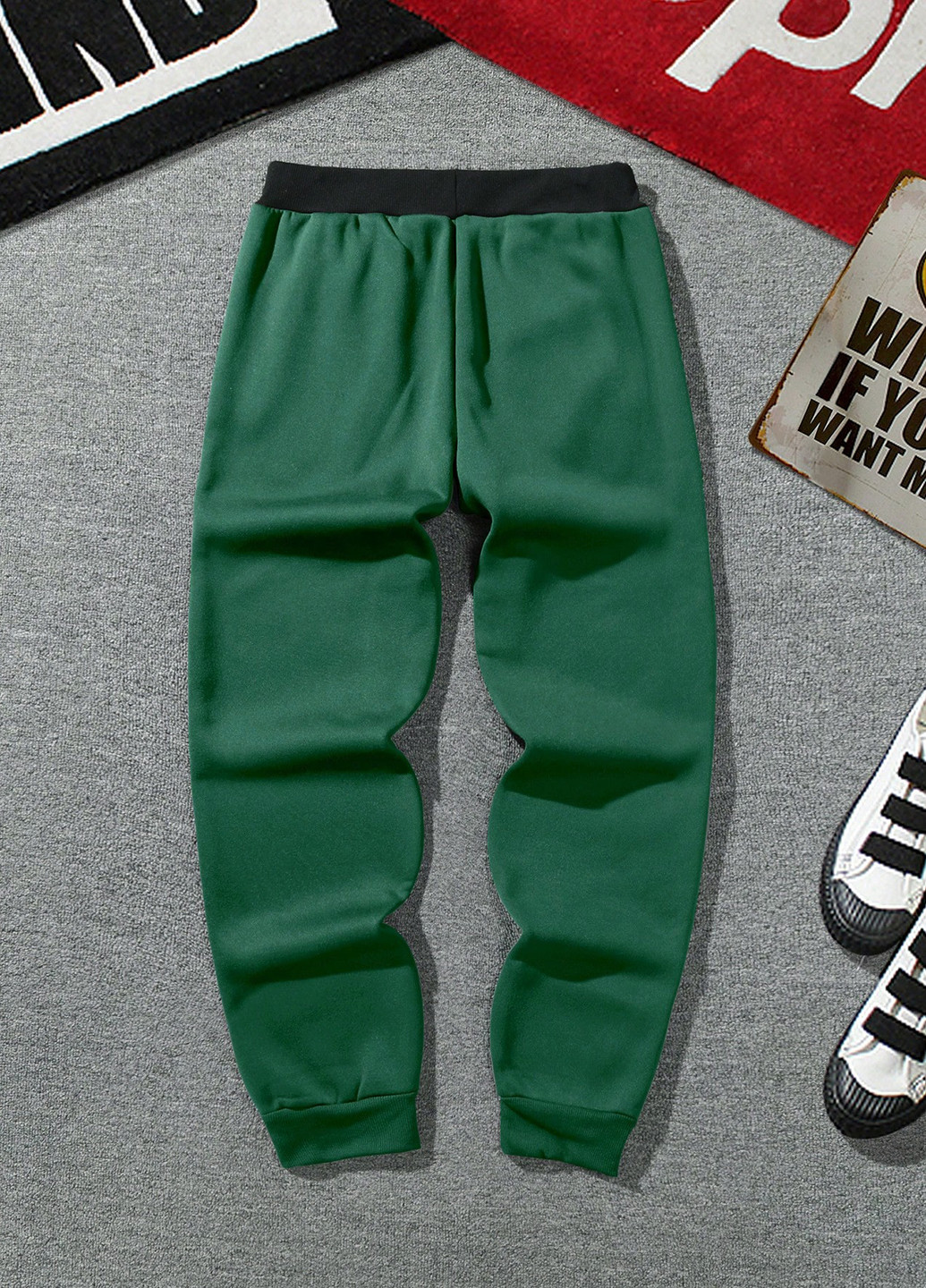 Зеленые спортивные демисезонные джоггеры брюки SHEIN