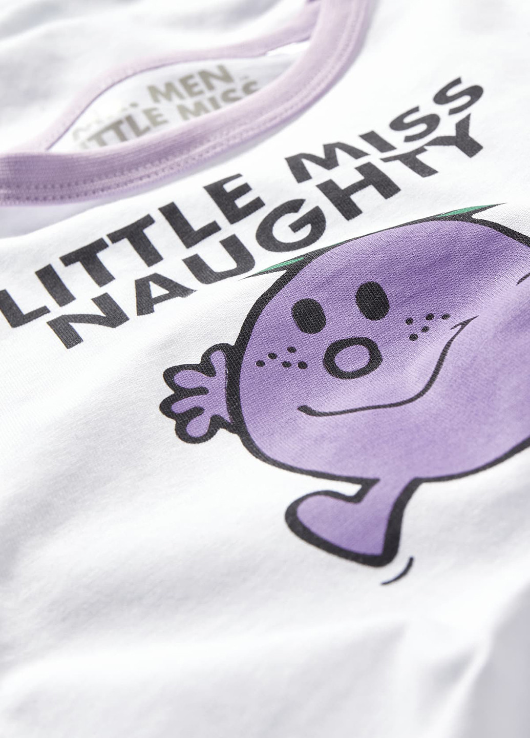 Белая летняя футболка C&A