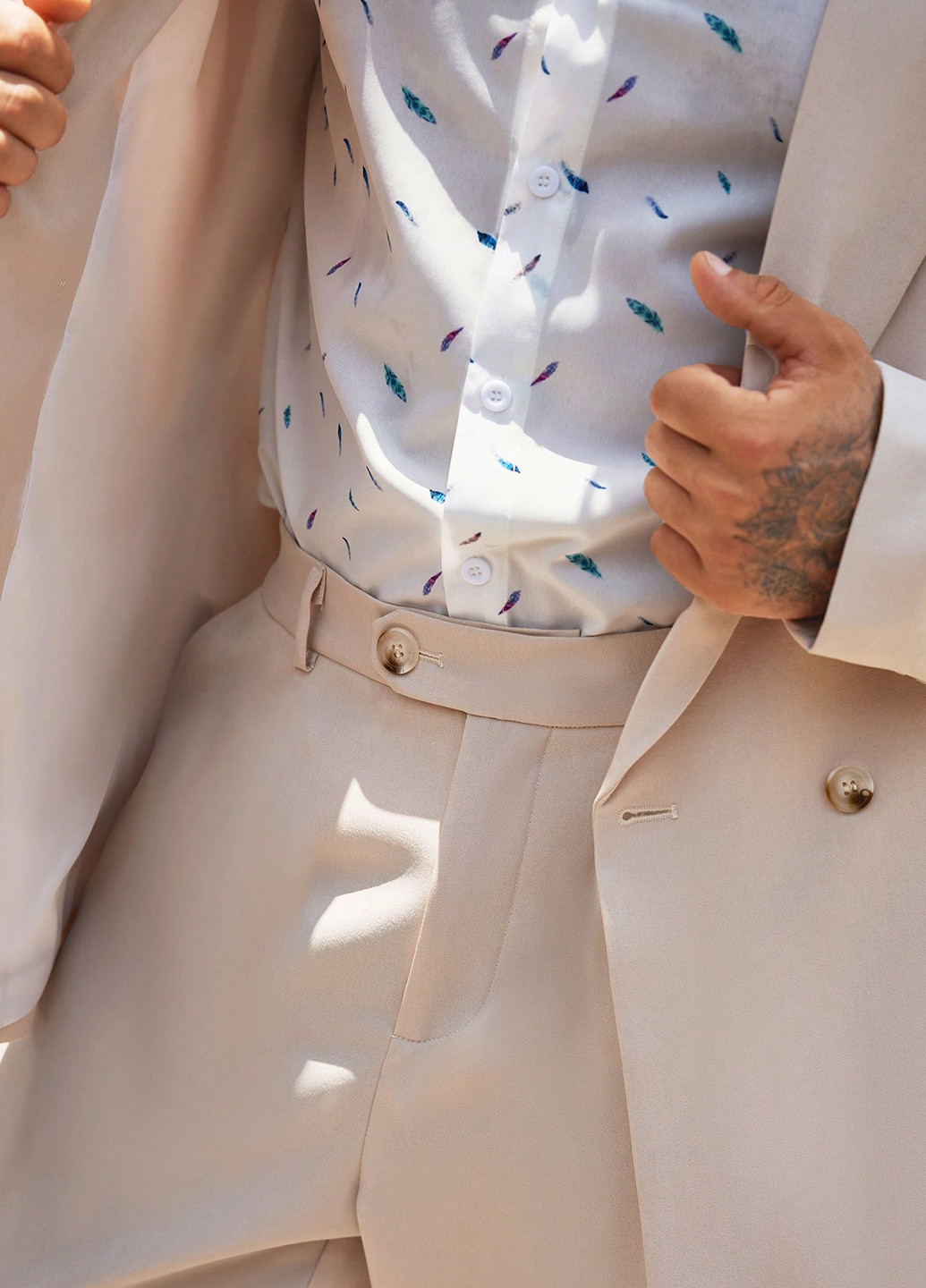 Світло-бежевий демісезонний костюм (піджак, штани) брючний SHEIN