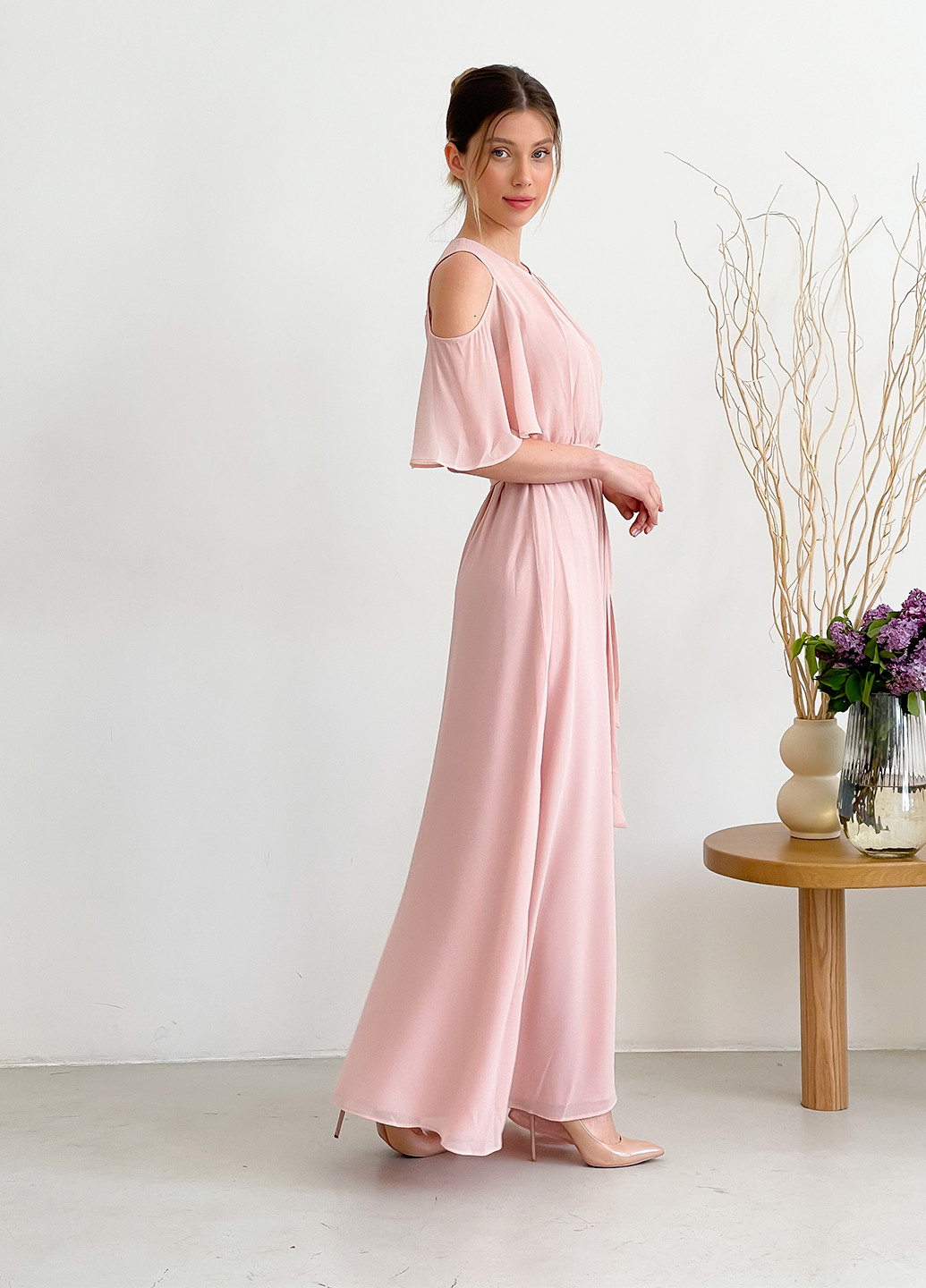 Рожева вечірня шифонова максі сукня з відкритими плечима кльош, з спідницею-сонце, з відкритими плечима, з пишною спідницею Tom Tailor однотонна